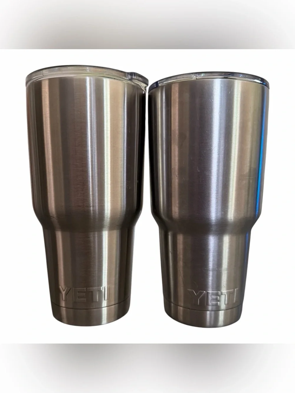 Lot Of 2 Yeti Tumbler 30 oz with lid